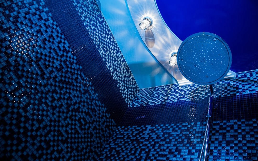 TOTO — Highquality Japanese Bathroom Products Crystal Bathrooms